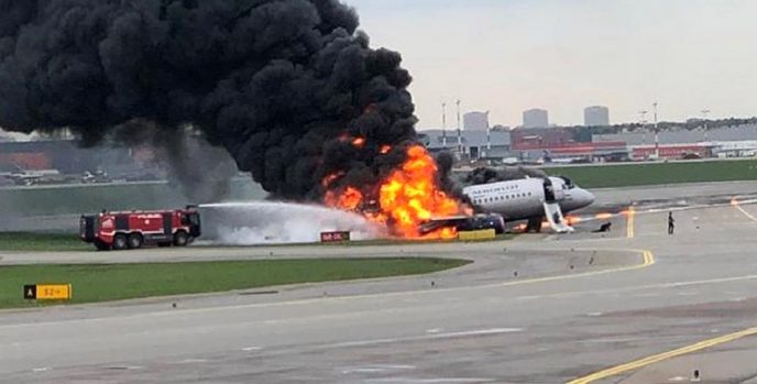 Фотографии салона самолёта, который сгорел при посадке в «Шереметьево»!