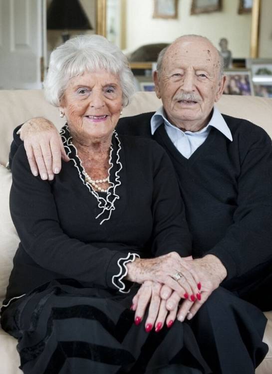 83 года со дня свадебной церемонии: Еврейские супруги-рекордсмены!
