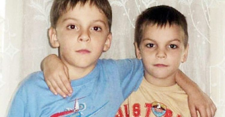 Мальчики в возрасте 10 и 11 лет спасли из пожара женщину с маленькими детьми