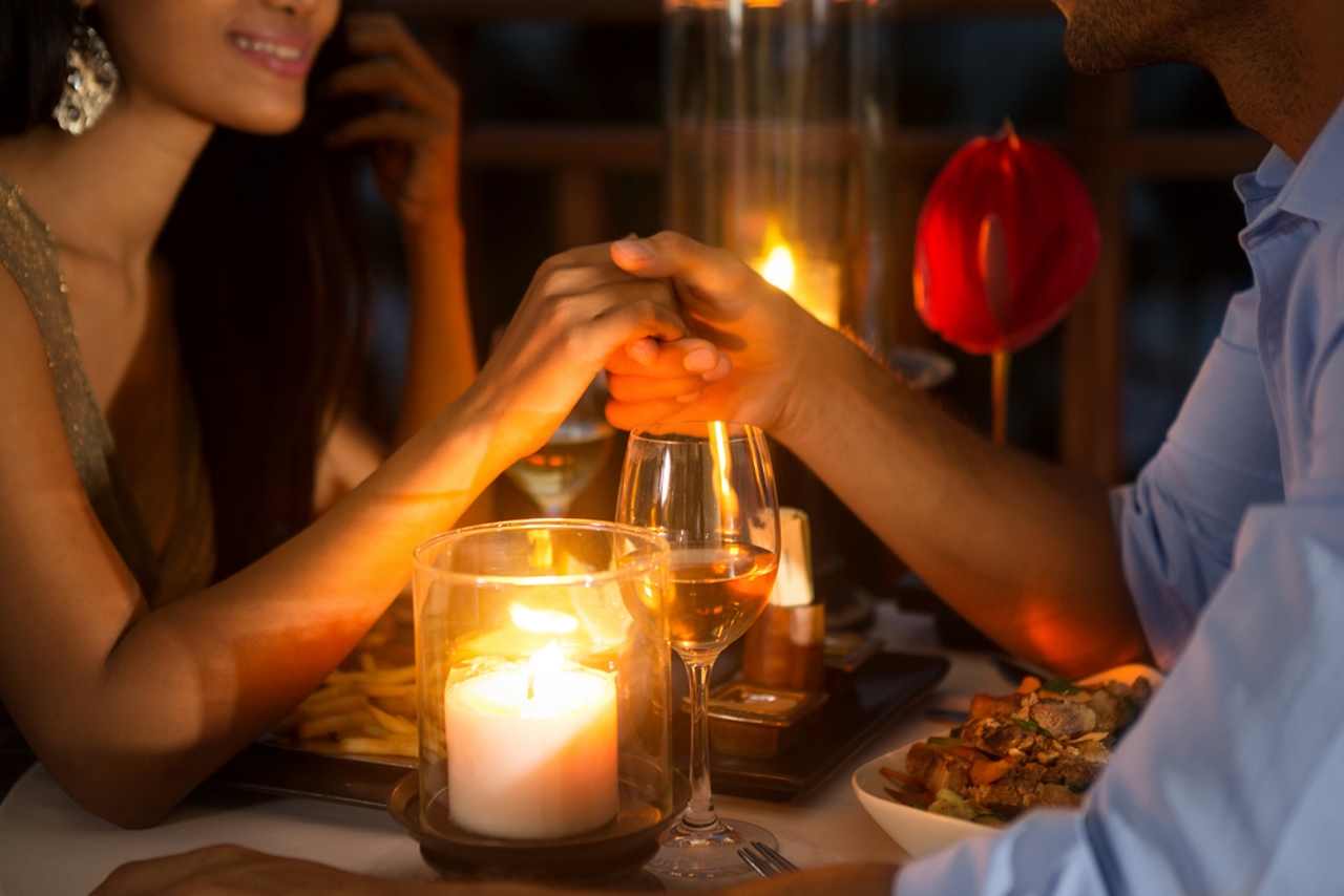 Романтический вечер: что необходимо знать, как выбрать время, место, где получится впечатлить любимую, как сделать сюрприз, идеи для вечера