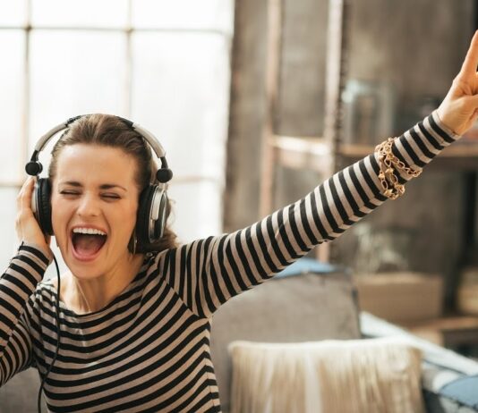 Почему стоит слушать радио? В чем его основные преимущества? Почему стоит слушать радио? В чем его основные преимущества?