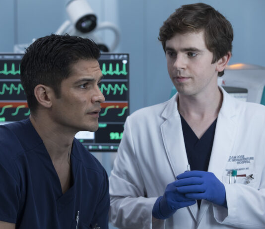 Стоит ли смотреть сериал «Хороший доктор»: актеры, описание сериала, интересные факты, преимущества Стоит ли смотреть сериал «Хороший доктор»: актеры, описание сериала, интересные факты, преимущества