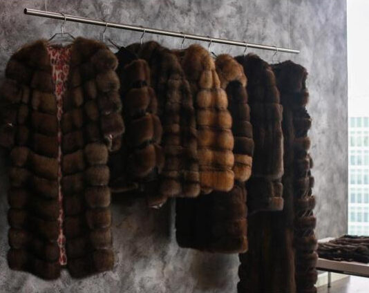 Как почистить натуральную шубу? Как почистить натуральную шубу?