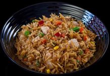 Рис по-тайски с курицей