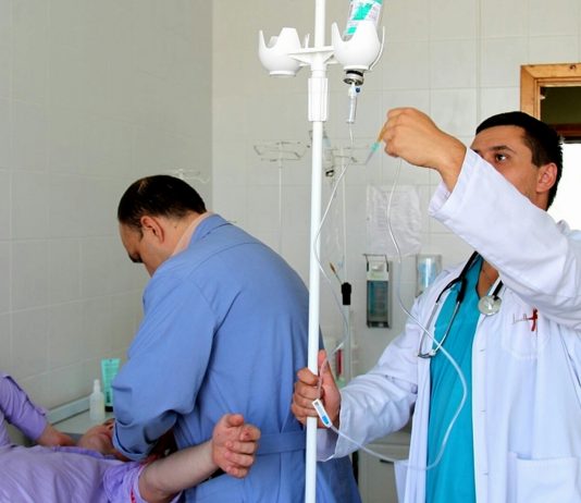 Особенности вывода из запоя капельницей