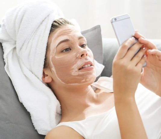 Насколько эффективны маски для лица против акне