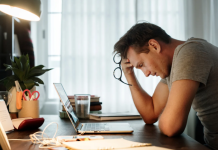 Скрытый стресс мегаполиса: 5 признаков, что вам нужна помощь частной психологической клиники